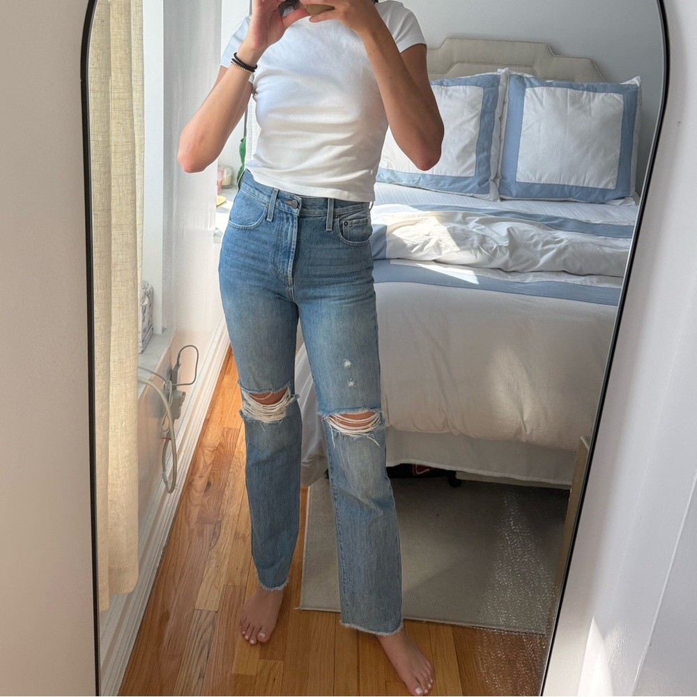 Alice + Olivia Light Blue Distressed Straight Leg Jeans